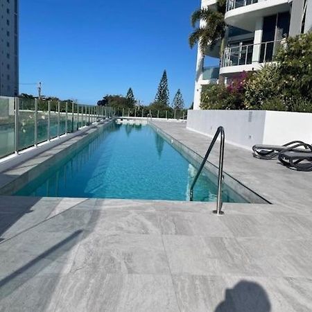 Silver Sea On Sixth Resort Maroochydore Exterior photo